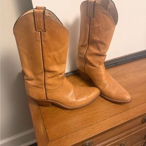 Vintage Justin Light Tan 10.5D